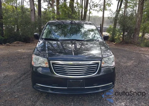 2016 Chrysler Town & Country Touring from USA, damaged, VIN 2C4RC1BGXGR300272